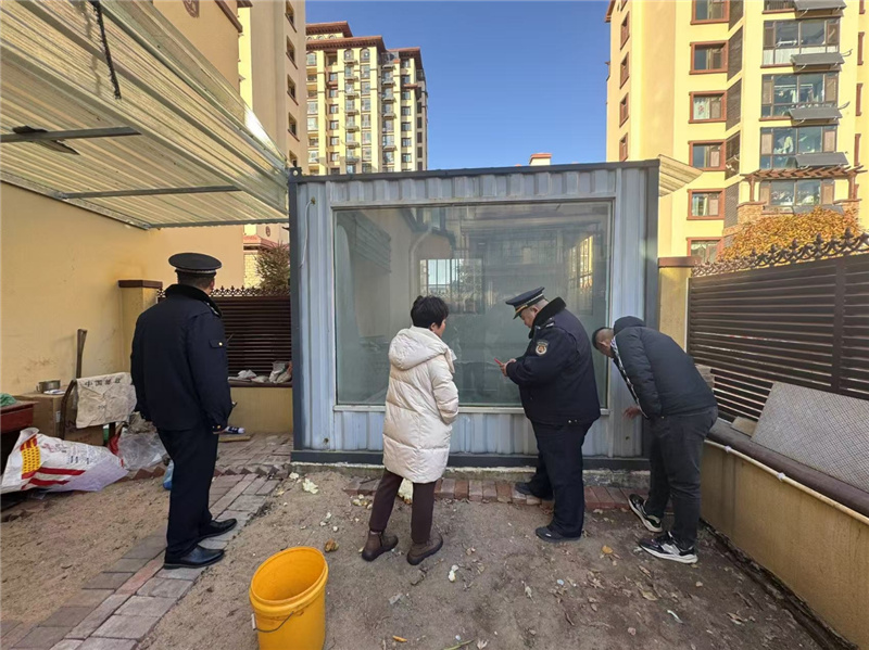 青岛西海岸新区综合行政执法局全方位织密节前违建防控网,严厉打击突击抢建行为