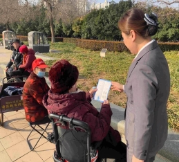 66EE7435-1054-4B21-9697-1973842B02E5