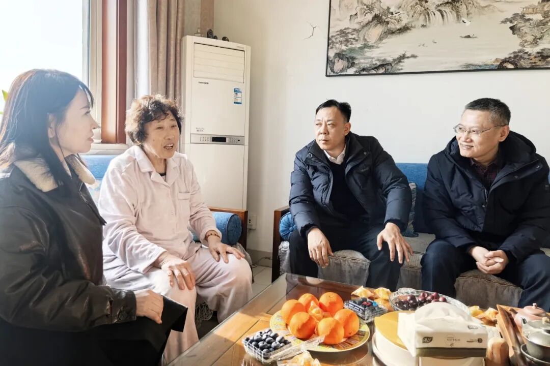 聊城市东昌府区妇幼保健院开展春节前走访慰问活动