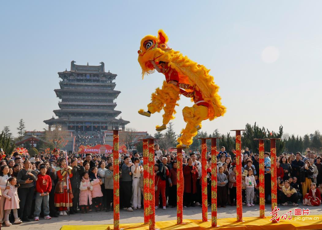 千年技艺焕新彩 民俗展演贺新春