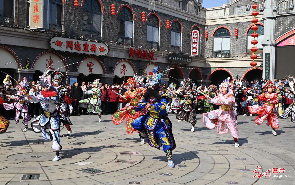 千年技艺焕新彩 民俗展演贺新春