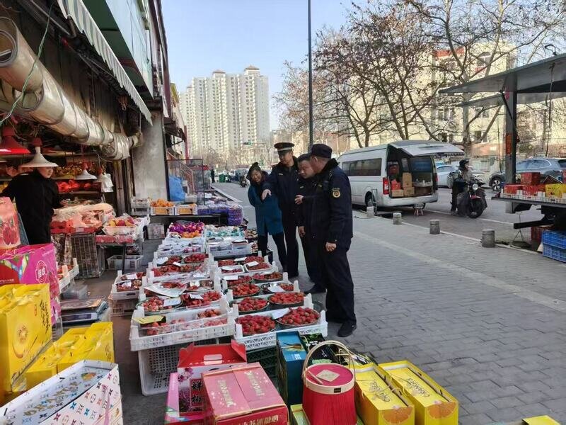 坚守岗位守万家,用“敬业福”换万家“平安福”