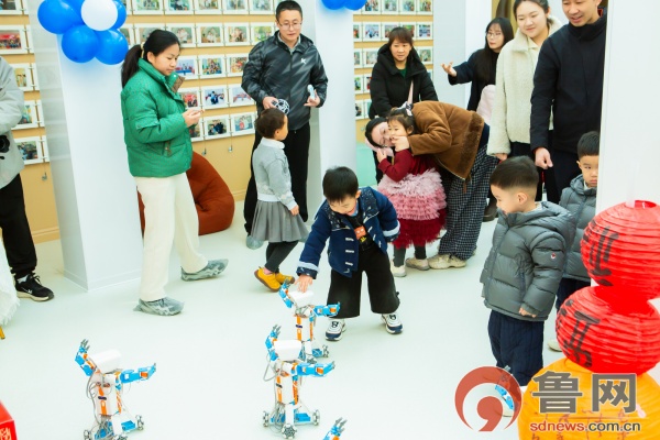 胶州瀚林看世界儿童之家幼儿园隆重举行开学典礼(图4)