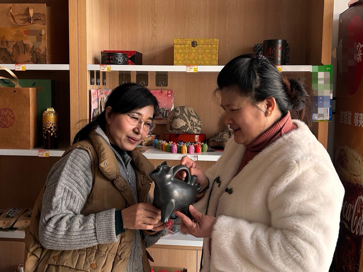 精准服务润乡土 节日赋能启新程