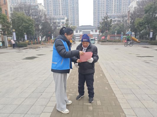 济宁市任城区南张街道悦诚社区开展心理健康宣传活动,守护居民“心”健康