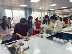 凝聚“她”力量