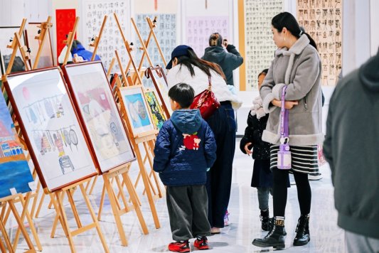 C:UsersAdministratorAppDataLocalTempHZ$D.750.1317HZ$D.750.1321鲁网“童心绘就 大美青岛”创作展.JPG