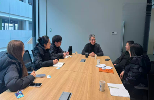 入企走访听需求 “管家”服务暖人心