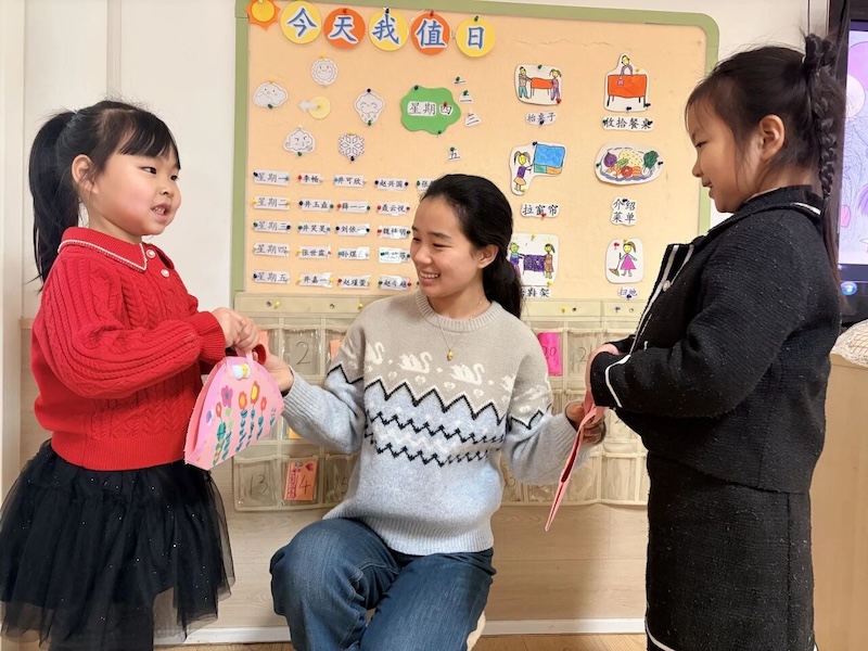 ���������������������׶�԰��չ��ף�����ˡ� ���ʸ�Ů�ڻ