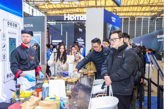 澳柯玛携智慧全场景解决方案亮相AWE2026(图16)