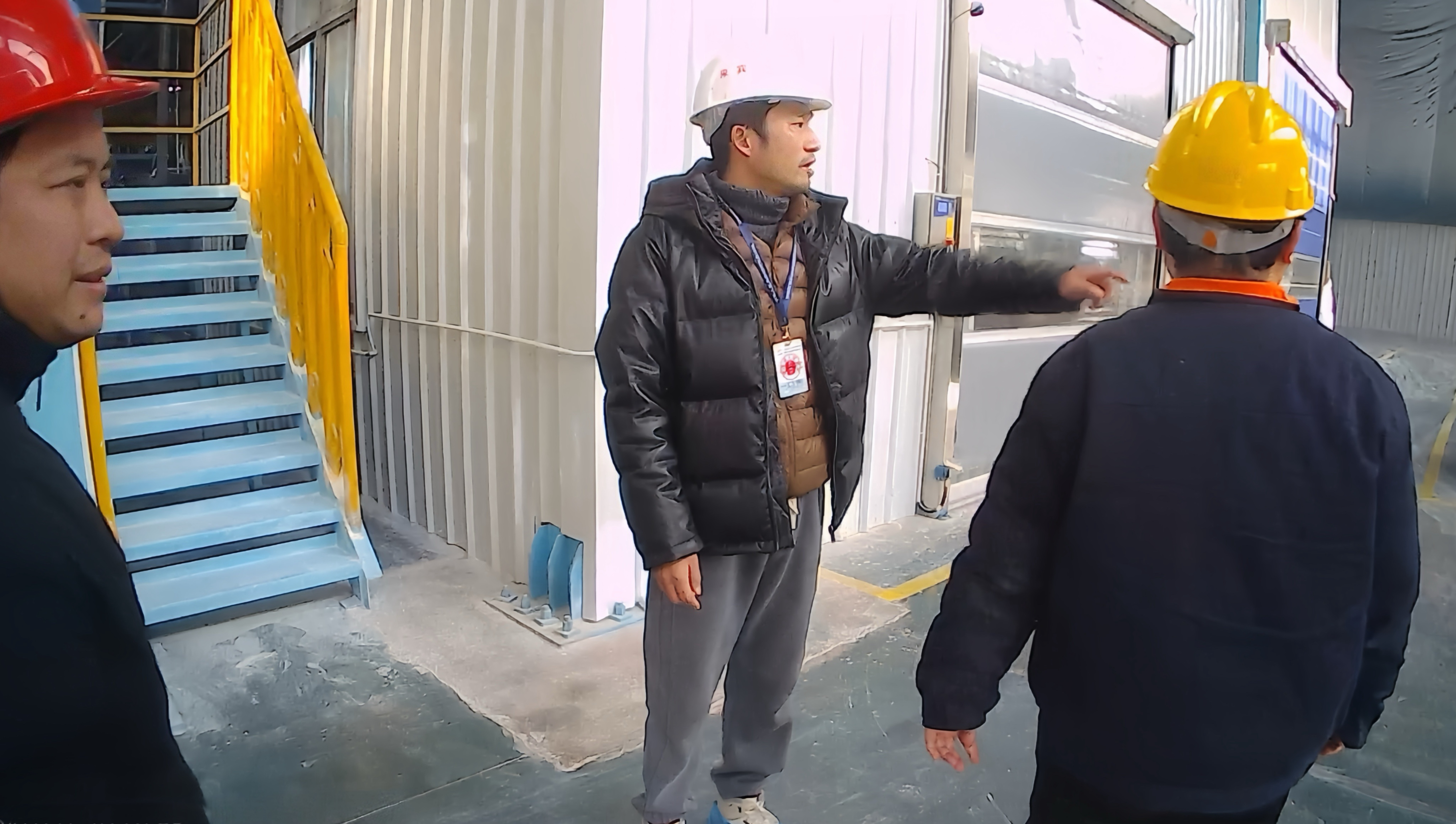 CCE89396BDEF444965E1F7CD9223A2B1