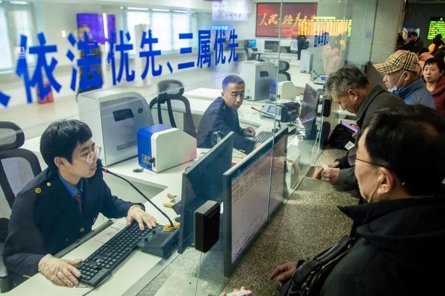 清明假期火车票今日开售 收好这份出行攻略→