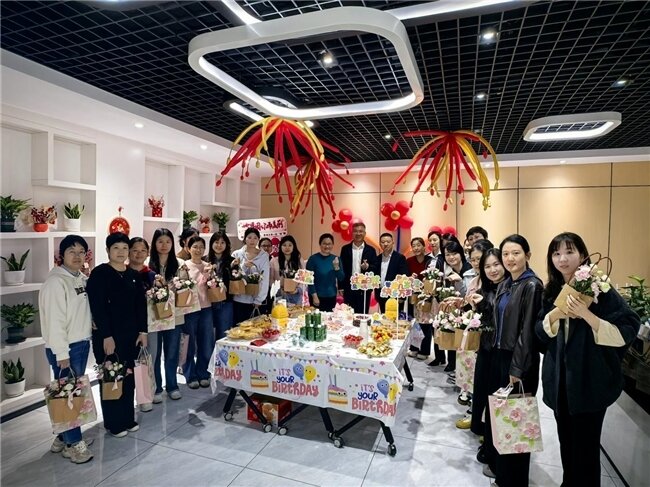 巧手悦生活 “她”力启新程丨深巴三分公司工会组织开展“三八”妇女节系列活动