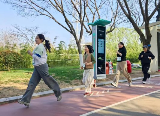 af60e7fa5083f89a12aa1ebb11f704c0