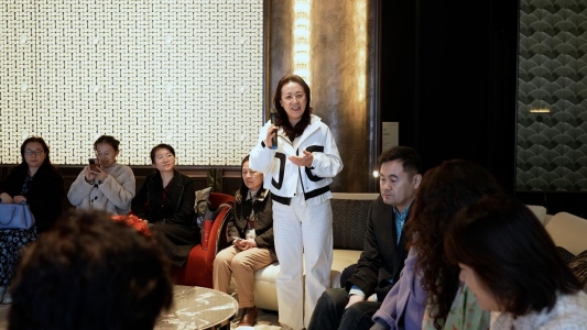 f90f2e184f2eb06acb3f4921d7e6dc8f