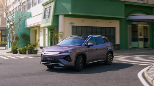 宋Ultra EV售15.19万元起,全系搭载比亚迪第二代刀片电池及闪充技术