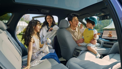 宋Ultra EV售15.19万元起,全系搭载比亚迪第二代刀片电池及闪充技术