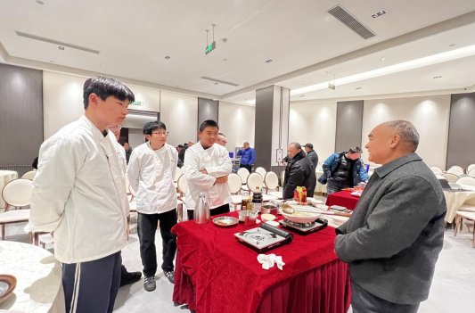 淄博工贸学校:产教融合进后厨 实践育人强技能