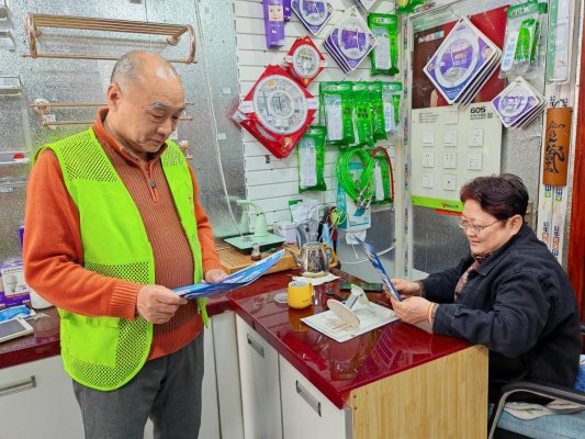 f9800abd7be9a07e3c0d8f5ff95f71bc