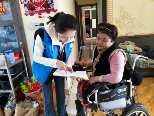 济宁市任城区南张街道悦心社区:暖心走访传温情,精准关爱暖人心