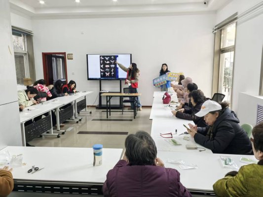 济宁市任城区阜桥街道海关路社区:巾帼展风采,网格暖人心