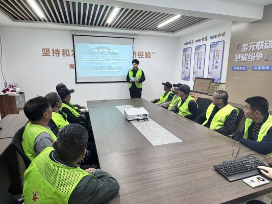 cdbddee9925764e5223789460e401057