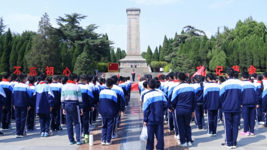 【我们的节日·清明】济南市莱芜区张家洼街道:缅怀革命先烈 赓续红色血脉