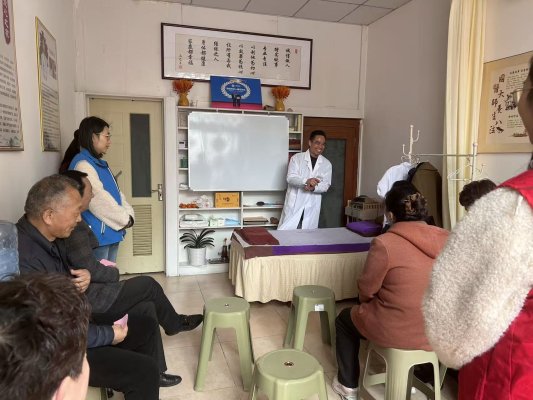 济宁市任城区李营街道翔悦社区开展“健康进网格·关爱暖人心”志愿服务活动