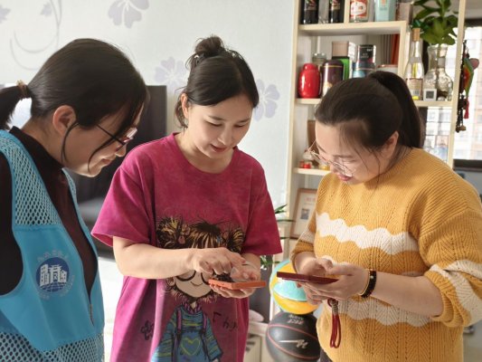 我们的价值观|济南市莱芜区凤城街道芳馨园社区:小事显大爱 善举暖芳馨