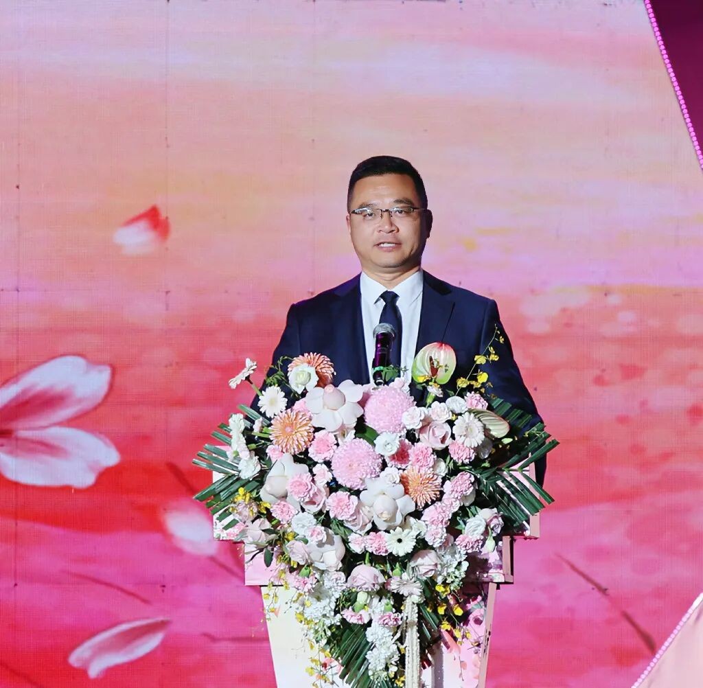 1775126834636162.jpg 2.jpg