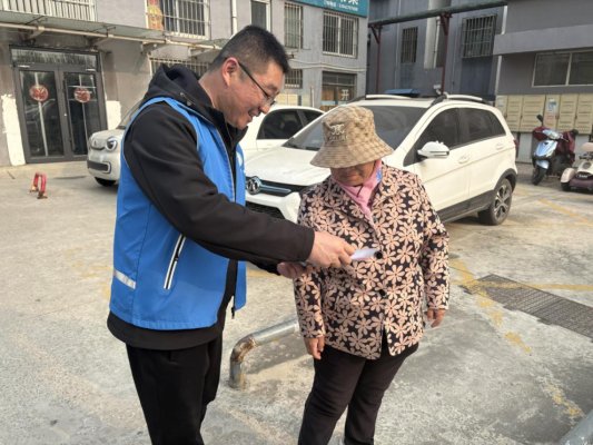 济宁市任城区南张街道悦诚社区开展移风易俗宣传活动