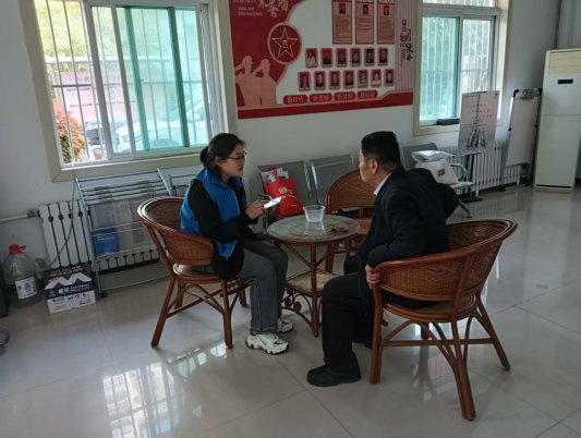 济宁市任城区越河街道和平街社区:网格员巧解邻里矛盾 基层治理暖人心