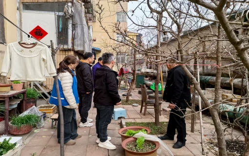 济宁市任城区阜桥街道蒋林社区:协商疏通下水道,解决居民“堵心事”