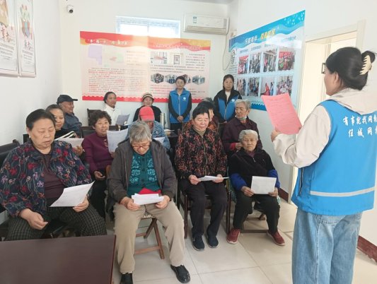 济宁市任城区南张街道李楼社区开展“仁和家美 幸福安康”家庭安康工程保险宣传活动