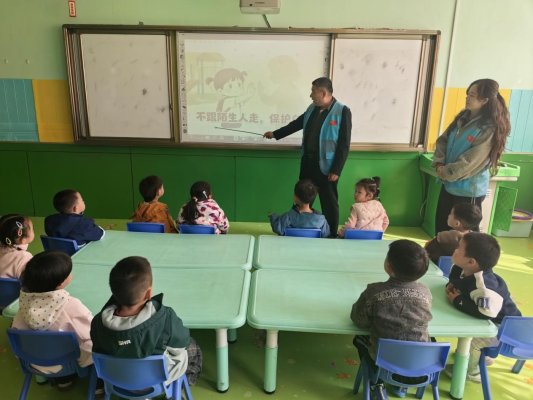 b835744f31b85da6f5d6132329d0e220