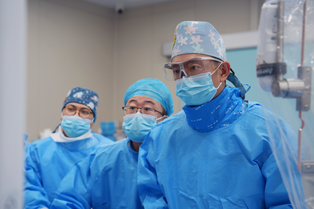 攻克“生命禁区”!济南南郊医院成功救治复杂冠脉三支病变高龄患者