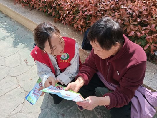 济宁市任城区李营街道任旺社区开展反邪教宣传活动