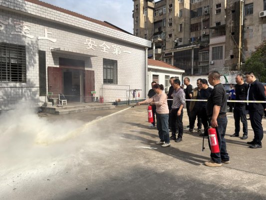 零售户体验灭火器