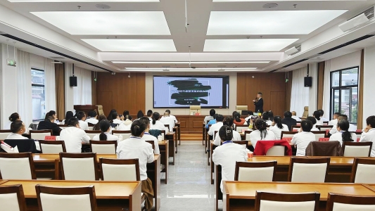 上台授课