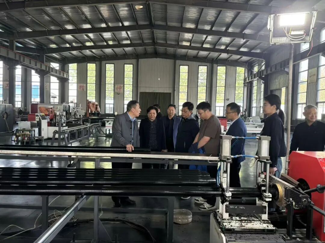 校地携手赋能产业!青岛大学专家团队来菏调研纺织新材料产业