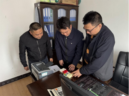李雄李主任2