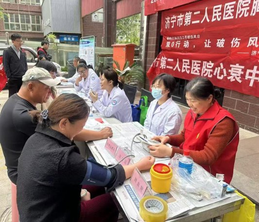 93f412f8f3014315839dd9a89f12451a