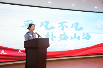刘凯璐工作照