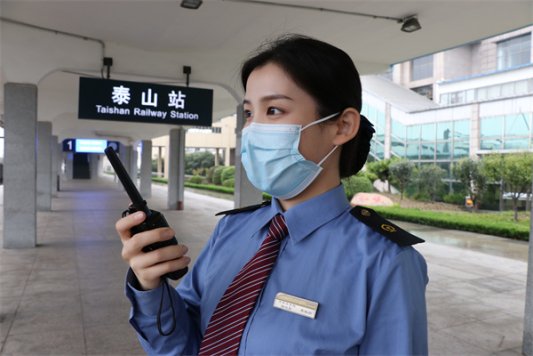 2026好网民·在山东|宋敏玲:双重岗位双向发力 以巾帼芳华传递铁路正能量