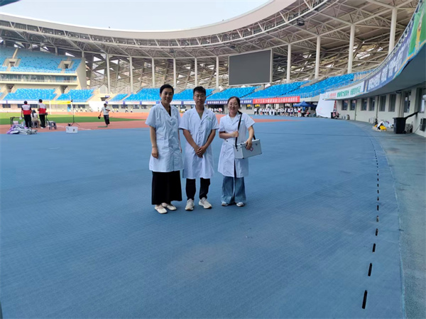 滨州市滨城区区直机关医院、市中街道社区卫生服务中心筑牢体育中考医疗安全防线(图1)