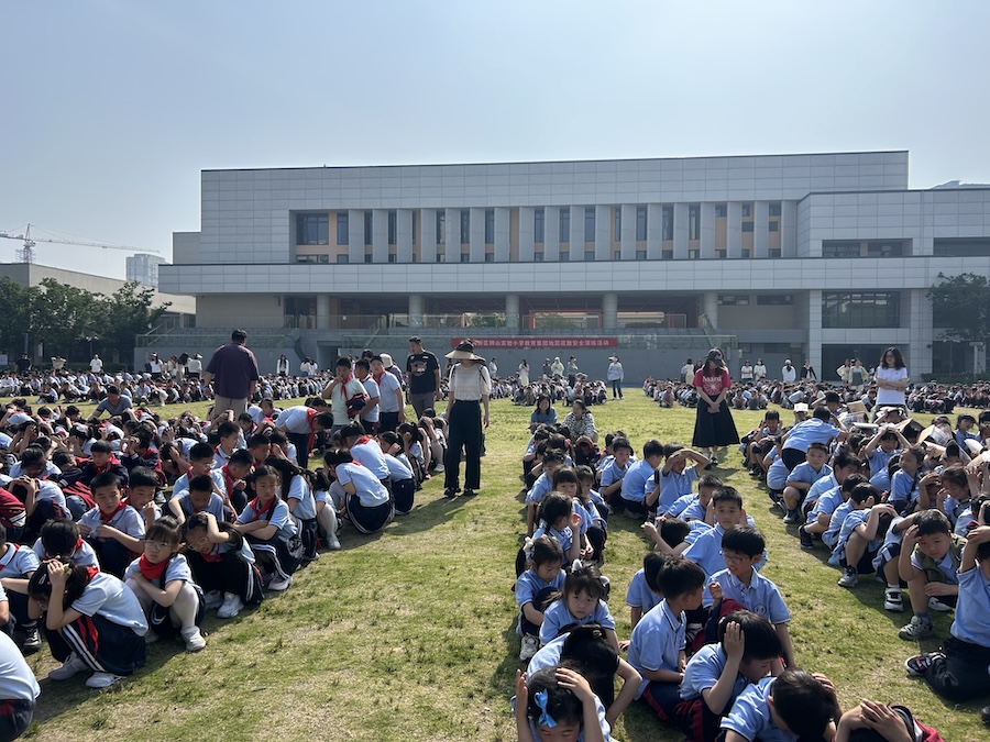 操场1.jpg