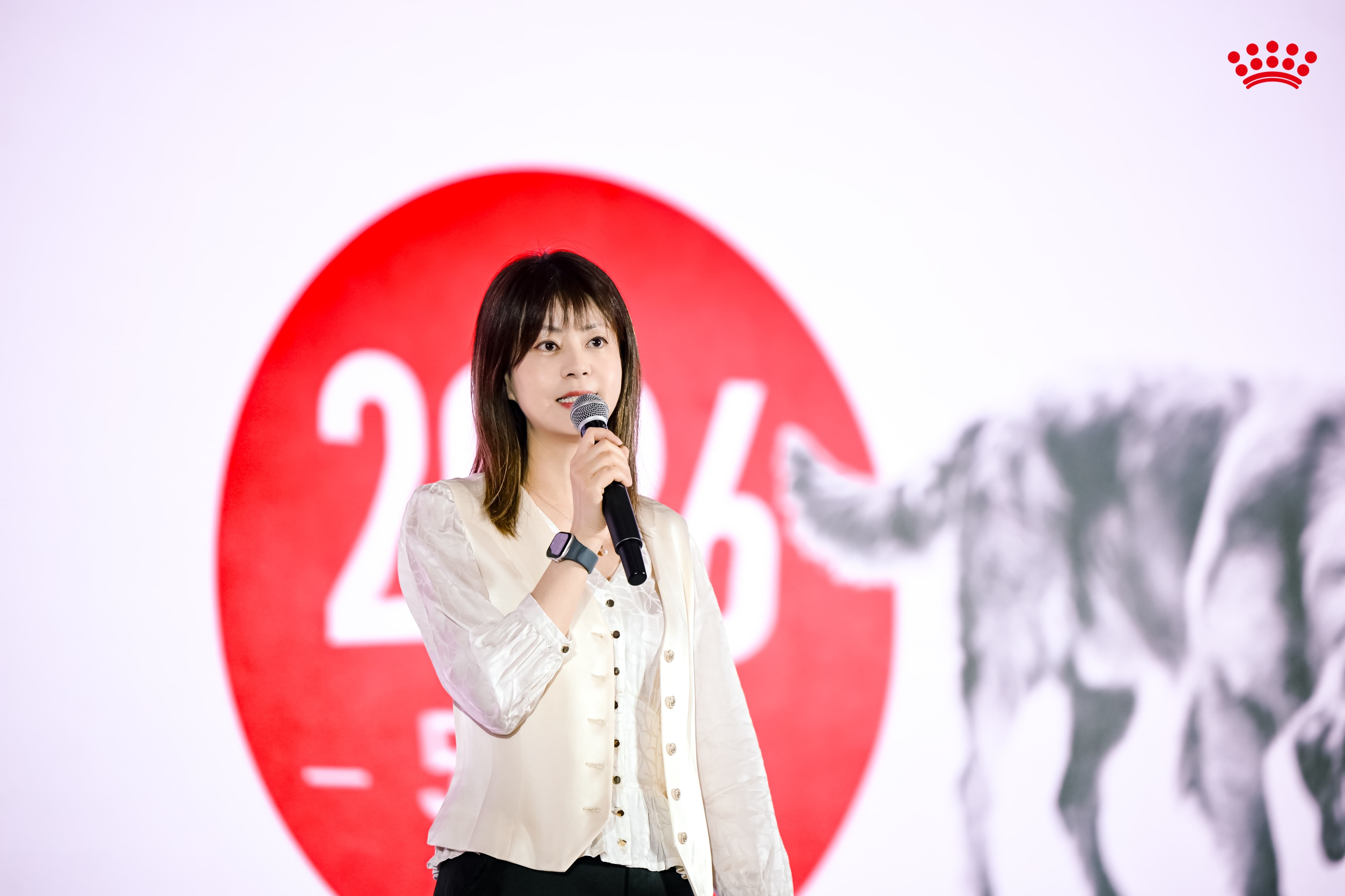 2. 皇家宠物食品中国区企业事务部总监Vivian致辞.jpg