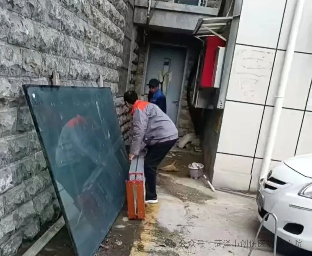 菏泽市第二人民医院(市创伤医院)保洁大姐:平凡岗位,不凡坚守