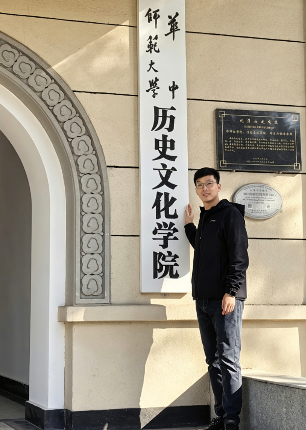发现榜样丨菏泽一中艺体部党支部书记刘鹏伟:深耕杏坛守初心 艺心筑梦担使命