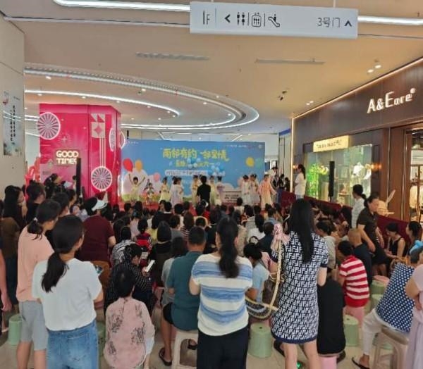 邻里暖时光 童趣庆六一 ——中建城服雨花片区长沙嘉和城多彩主题活动温情来袭